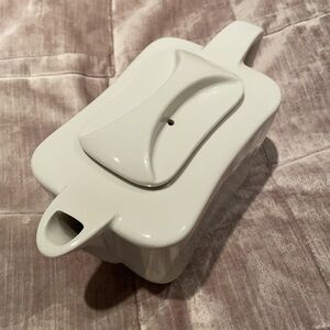 RARE Vintage Metalclad 1940’s Restaurant Teapot